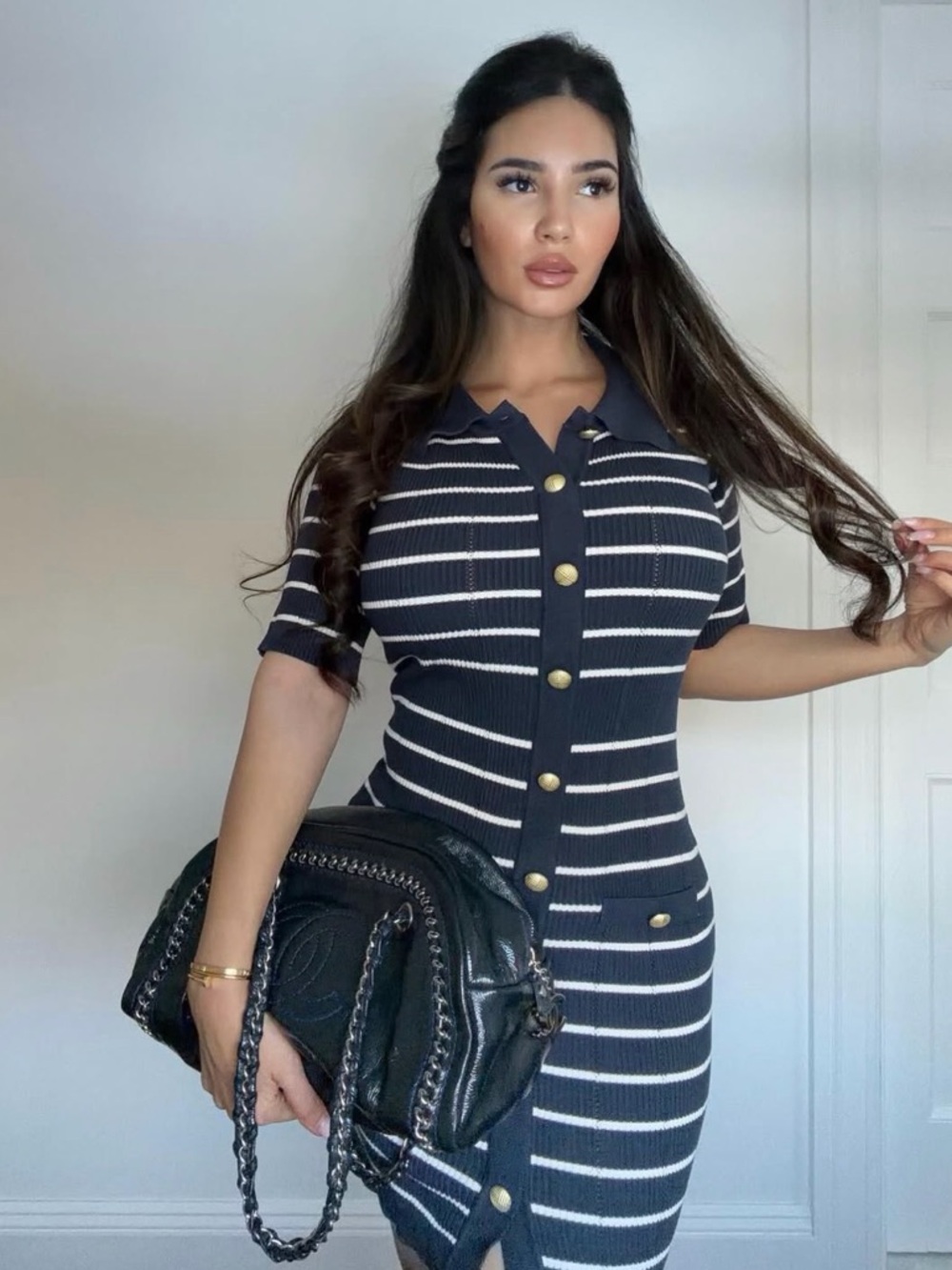 CHANEL dark blue Quilted CC Logo Shoulder Bag with Chain Trim - Picture 11 of 11